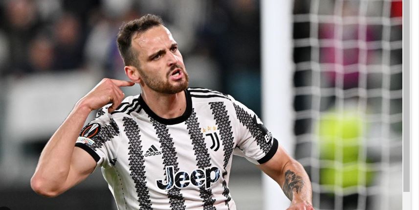Ndizet merkato/ Milani dëshiron mbrojtësin e Juventusit, por bardhezinjtë i bëjnë… bllok
