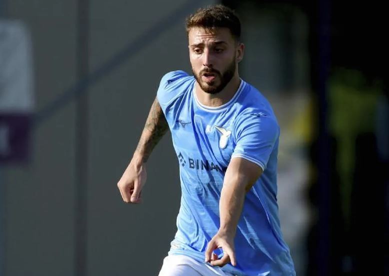 Një tjetër “magji” e Igli Tares, klubi fërkon duart nga interesi për lojtarin e zbuluar nga drejtuesi shqiptar