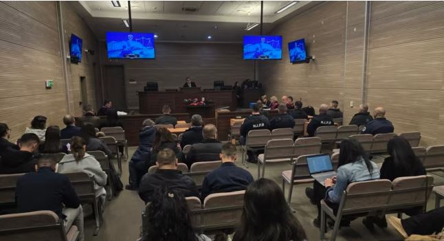 Ndërpritet seanca për shpërthimin në Ibër-Lepenc në Kosovë, mbrojtja kërkon përjashtimin e prokurorit!