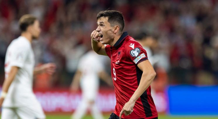 Asani me ekipin e tij në vështirësi, klubi reagon për lajmet e fundit: Janë përpjekur të prishin qetësinë