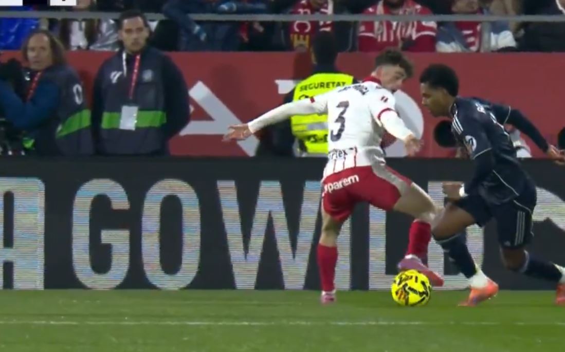 VIDEO/ Reali ankohet për penallti të padhënë dhe VAR-in, Çabi Alonso i shtohet protestës: Më çudit…