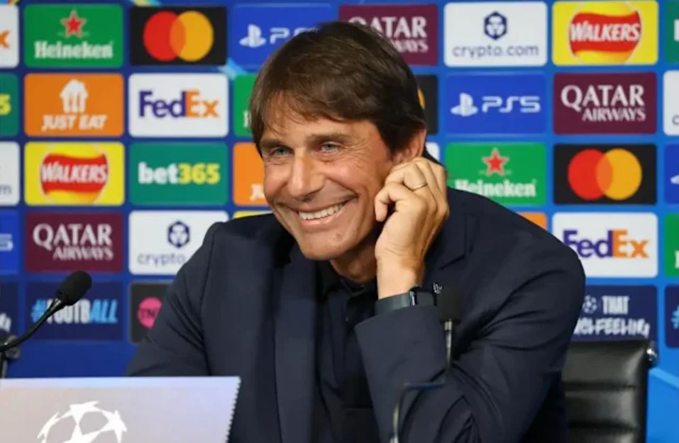 Napoli dhe Bolonja luajnë për Superkupën e Italisë, trajneri Konte: Synojmë trofeun, fituesi mbahet mend