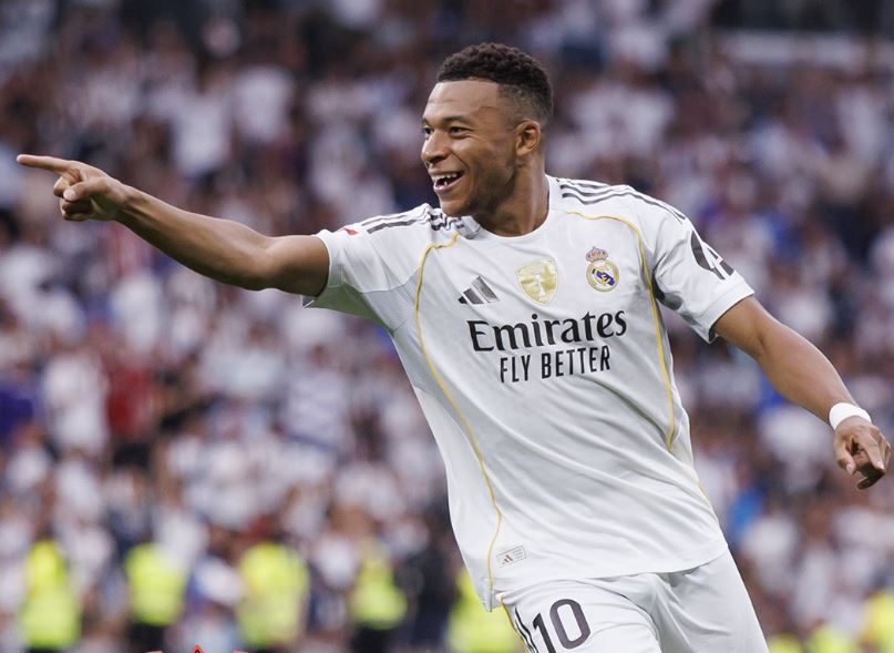 Ish-futbollisti i Barcelonës: Reali varet nga Mbape, te Barça shënojnë të gjithë