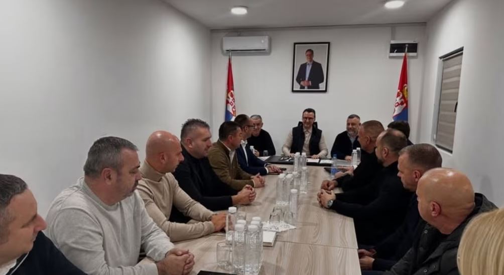Betimi i kryetarëve të rinj, Petkoviç: Kthimi i komunave në Kosovë, i rëndësishëm për mbijetesën e serbëve!