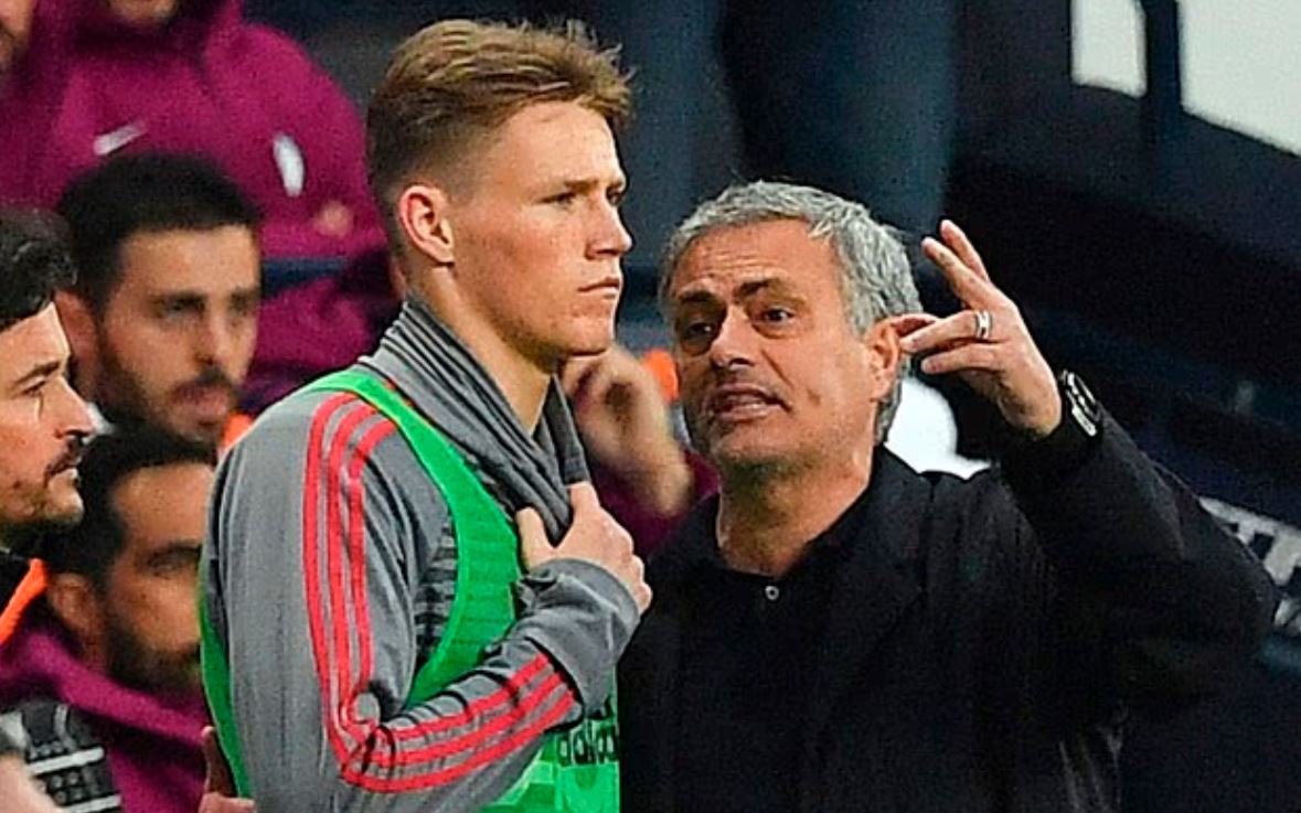 “Për të ula në stol Pogba”, Murinjo zbulon dhuratën e MekTominej pas ndeshjes me Napolin: Ishte minimumi, do më kujtojë derisa të bëhet 70