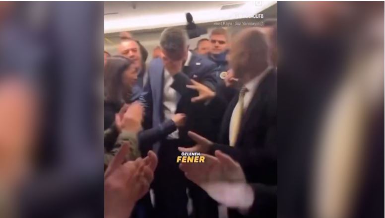 VIDEO/ Lirohet me kusht një ditë pas arrestimit presidenti i Fenerbahçes, momenti kur përlotet para tifozëve turq! Akuzohet për çështje droge