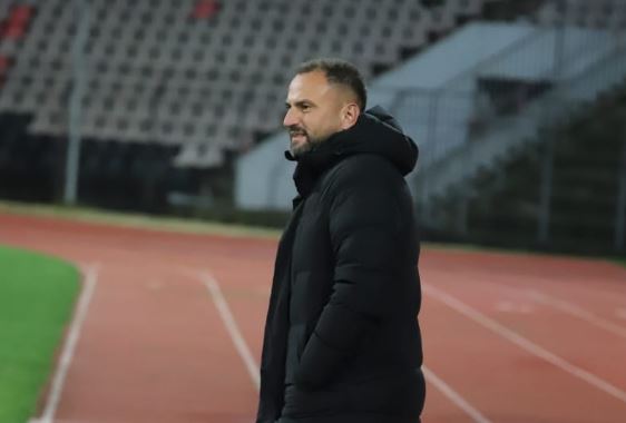 EKSKLUZIVE/ Prapaskenat e ndërhyrjes kirurgjikale në zemër të Tetovës, trajneri i Egnatias u dërgua me urgjencë në spital