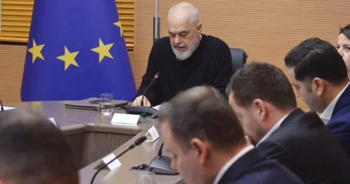 Rama pa qëndrim të qartë për dëmshpërblimin nga përmbytjet: Deputetët e PS të dalin në terren, të jenë pranë njerëzve