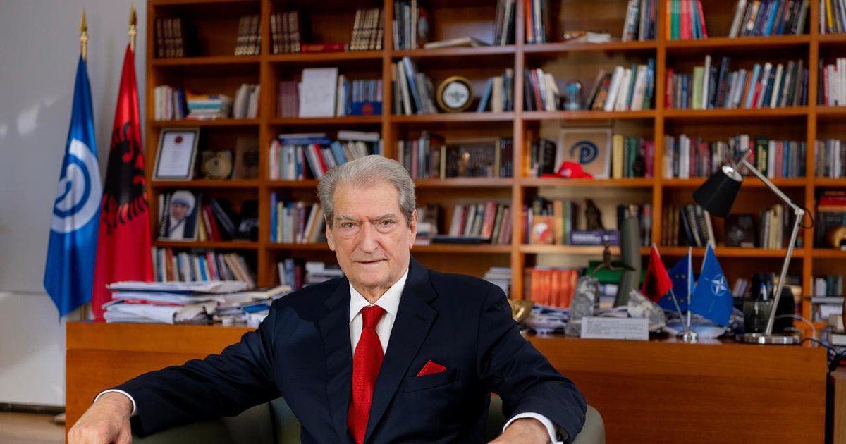 Berisha “mesazh” për Salianjin: Punon për interesa private, kam dokumente, në PD do të ketë spastrime