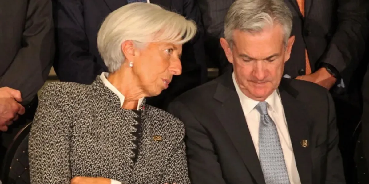 Kryetarët e bankave qendrore në botë kundër Trumpit, “solidarizohen” me kryetarin e Fed të SHBA-së