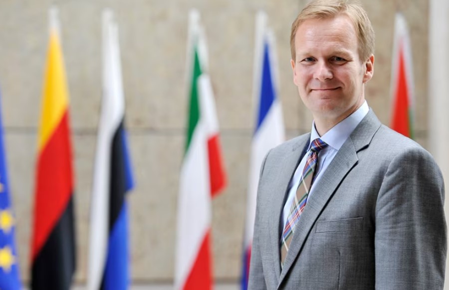 I dërguari i posaçëm i BE për dialogun mes Kosovës dhe Serbisë viziton Prishtinën dhe Beogradin