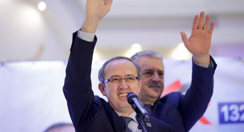 Avdullah Hoti thotë se do të garojë për kryetar të LDK-së: Ka ardhur koha, zotohem se…!