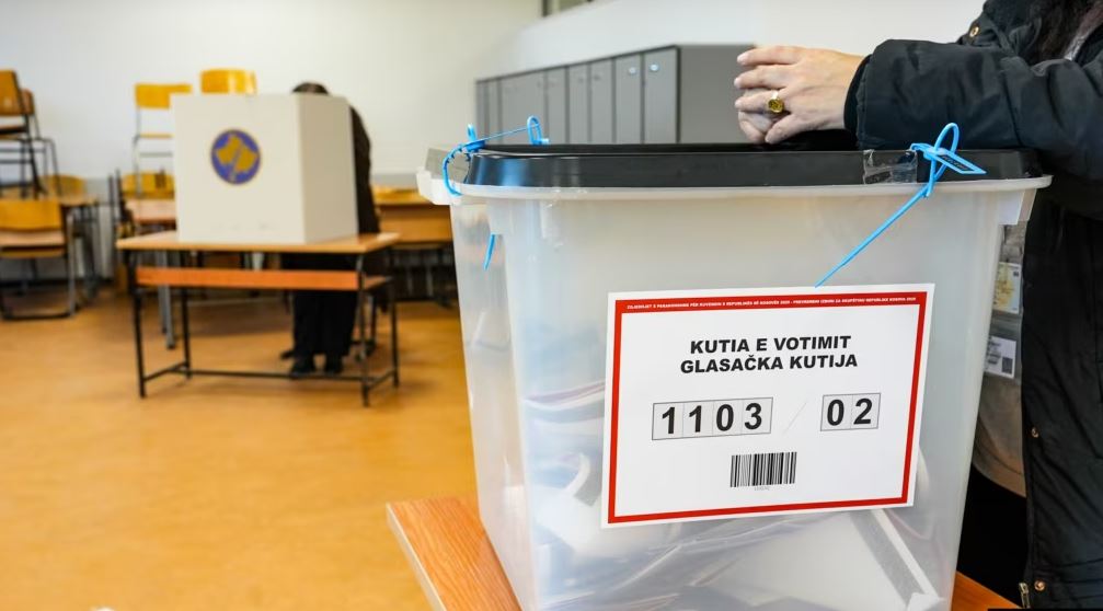 Vetëvendosja e Kurtit merr 72% e votave me postë në Kosovë, dominim i thellë në diasporë!