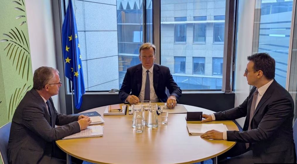 Brukseli pret sot raundin e ri të dialogut mes Kosovës dhe Serbisë! E ndërmjetëson Sorensen, i dërguari i BE-së, ja çfarë pritet të diskutohet