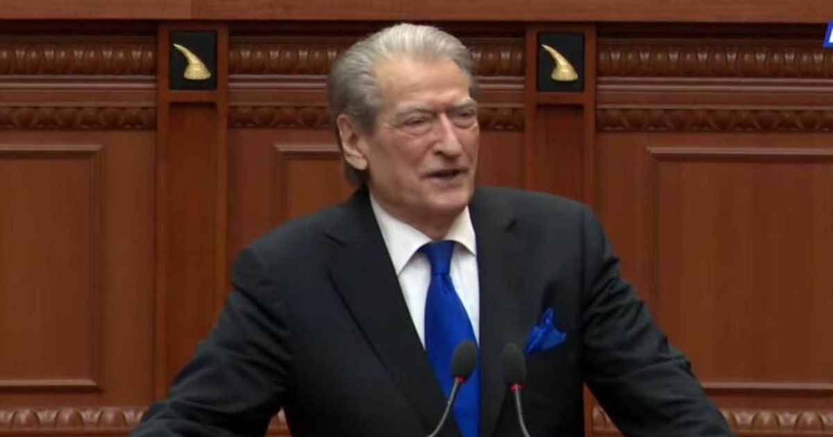 Tensione në Kuvend/ Berisha “shpërthen” nga foltorja: Po mbroni vit*et e Belindës! Peleshi i ndërpret fjalën