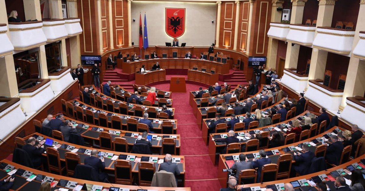 Mblidhet sot Kuvendi! Zgjidhen 5 anëtarët e Këshillit Mbikëqyrës të BSH, diskutime për nenin 242