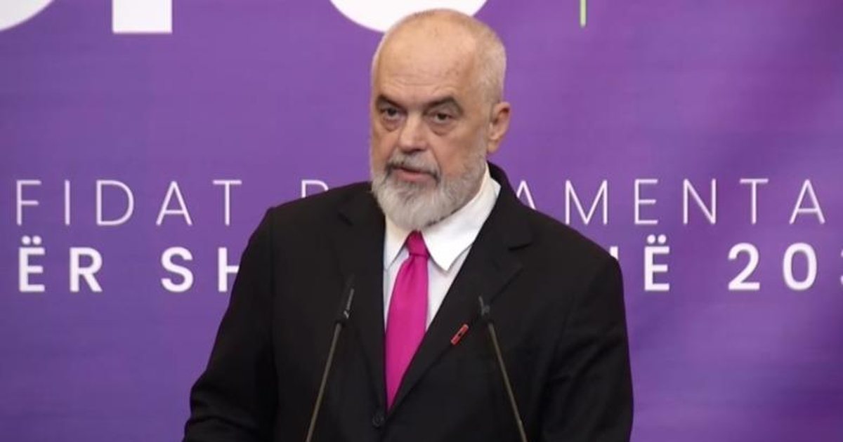 Rama mbledh grupi parlamentar dhe qeverinë: Së bashku jemi në një udhëkryq të ri