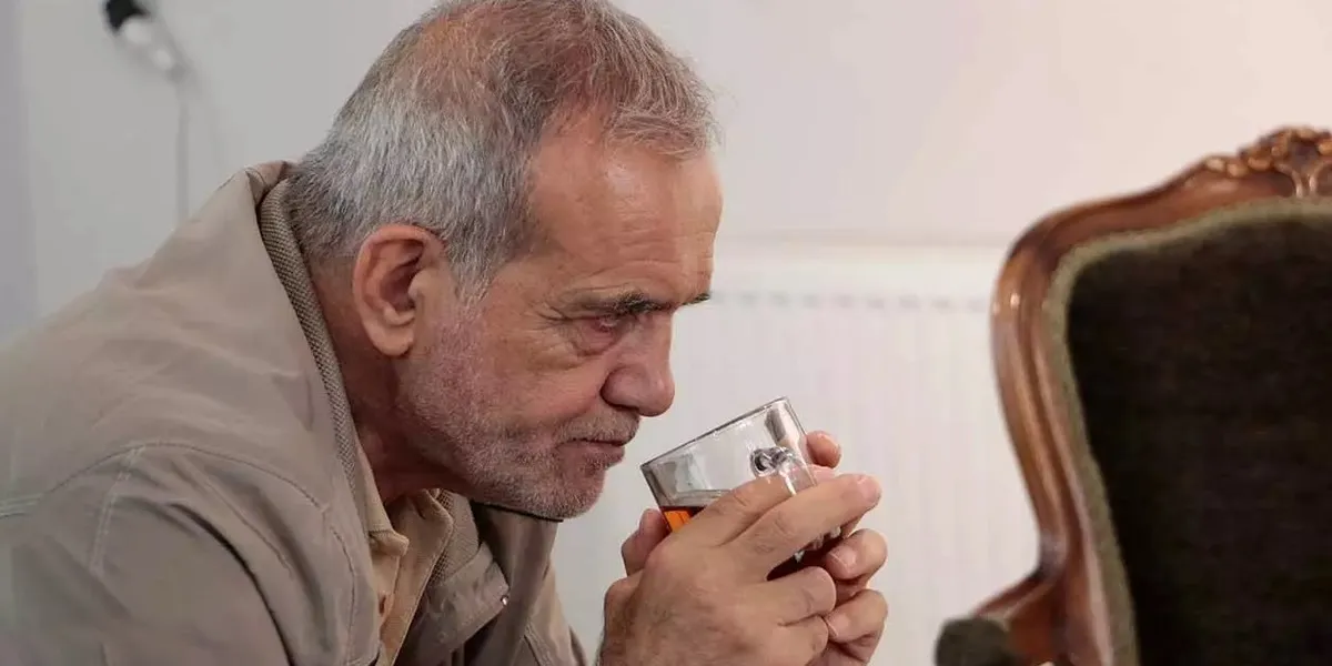 Irani në krizë të thellë ekonomike – presidenti tregon sa pak paguhet për shkak të devalvimit të monedhës vendase