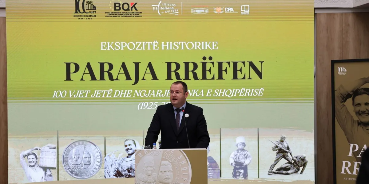 Hapet në BQK ekspozita “Paraja rrëfen: 100 vjet jetë dhe ngjarje” në bashkëpunim me Bankën e Shqipërisë