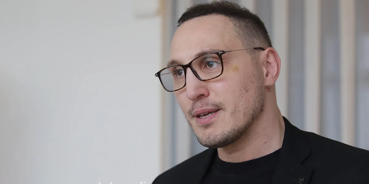 Kristian Kabashi reagon pas raportimeve në media dhe publikon faktet mbi rastin Radicant–Numarics