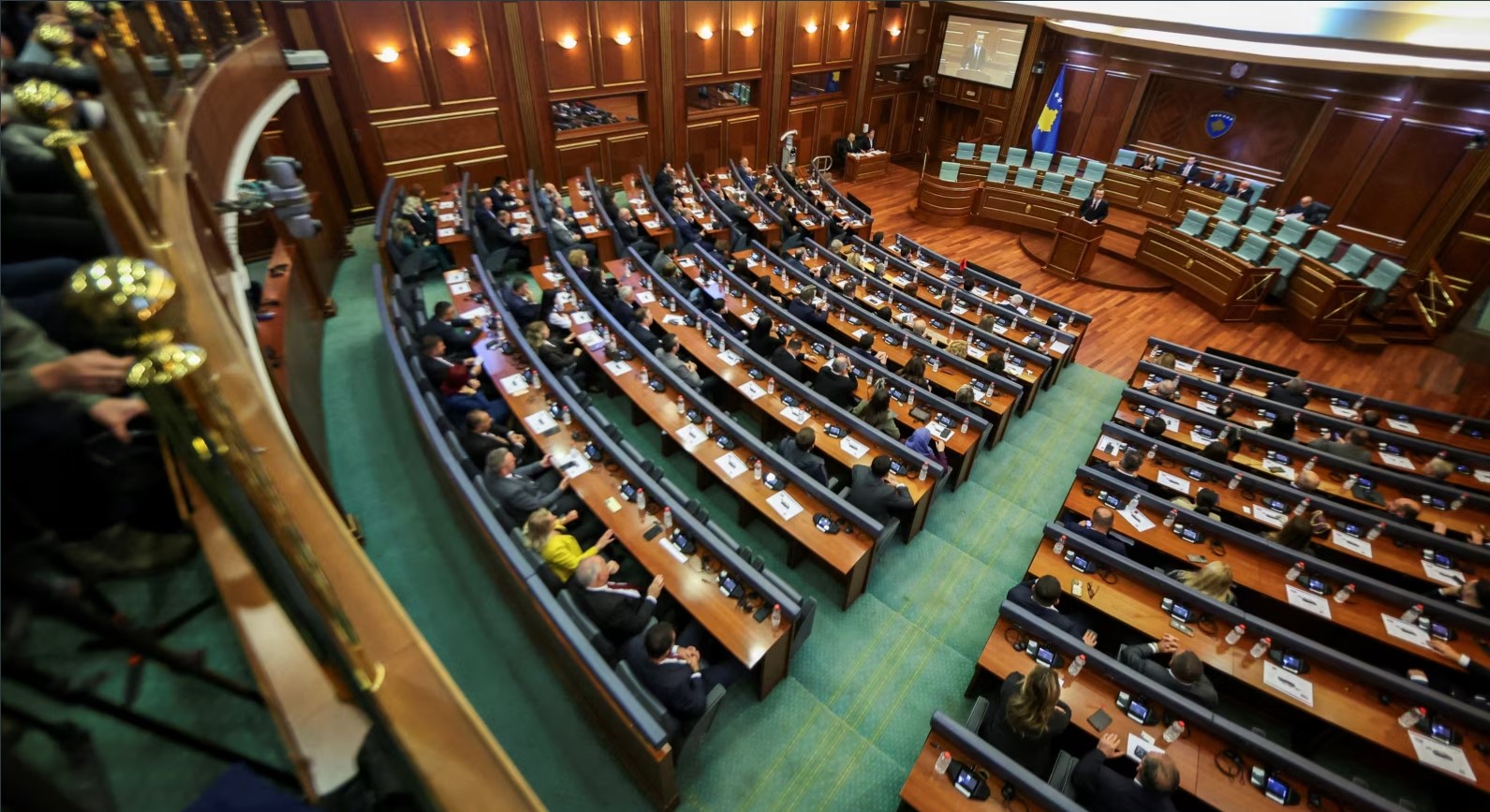 Seanca konstituive e Kuvendit të Kosovës, formohet komisioni për verifikimin e mandateve