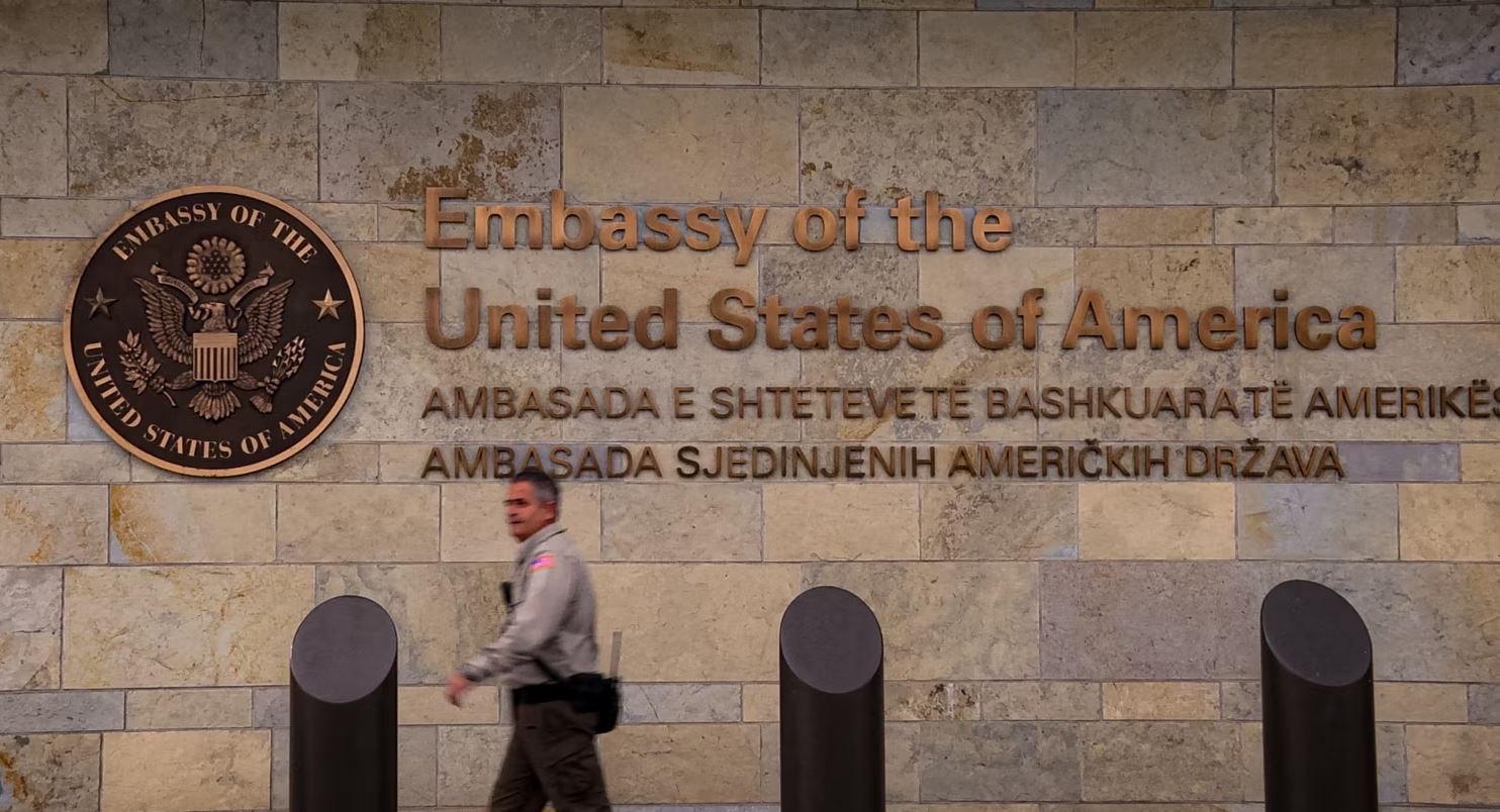 KQZ nuk miratoi listën e kandidatëve për deputetë të Listës Serbe, reagon Ambasada e SHBA-së: Vendim që minon partneritetin SHBA-Kosovë