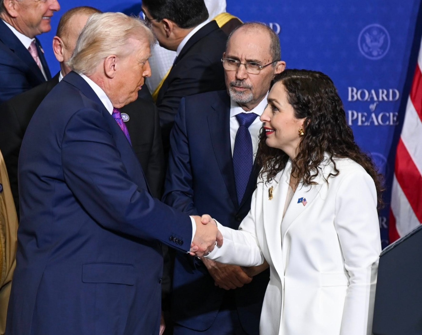 Takimi me Trump, Vjosa Osmani zbardh diskutimet: Folëm për liderët e UÇK-së në Hagë dhe çështjen me Serbinë