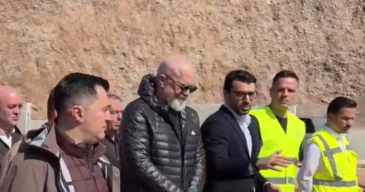 U hap pas 11 ditësh! Rama inspekton me ministrin e ri aksin Librazhd-Prrenjas: Tollovia se u shemb nga punimet, manipulim