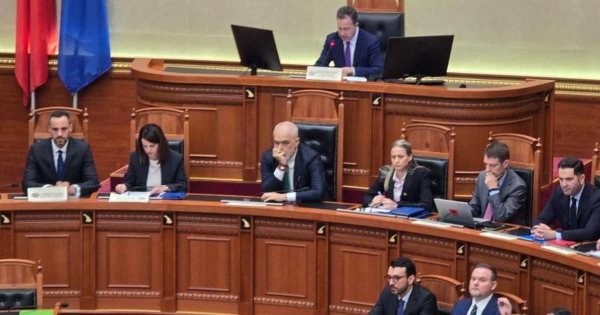 Nis seanca plenare, i pranishëm edhe kryeministri Rama