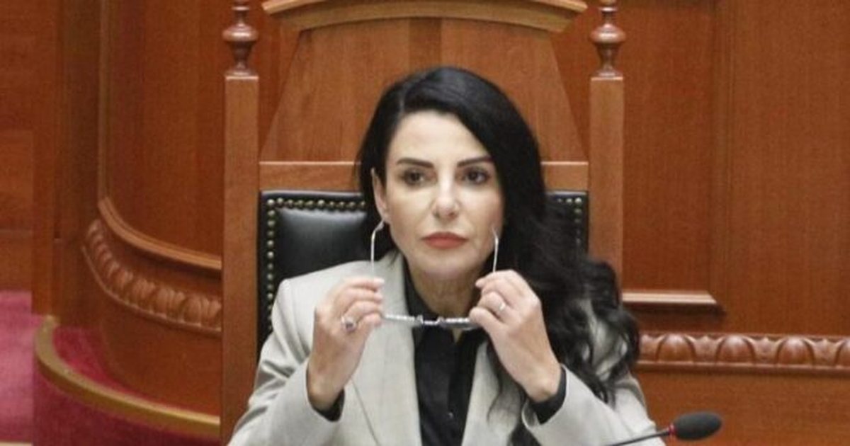 Kuvendi voton sot për fatin e saj, Balluku refuzon të flasë, nuk paraqitet