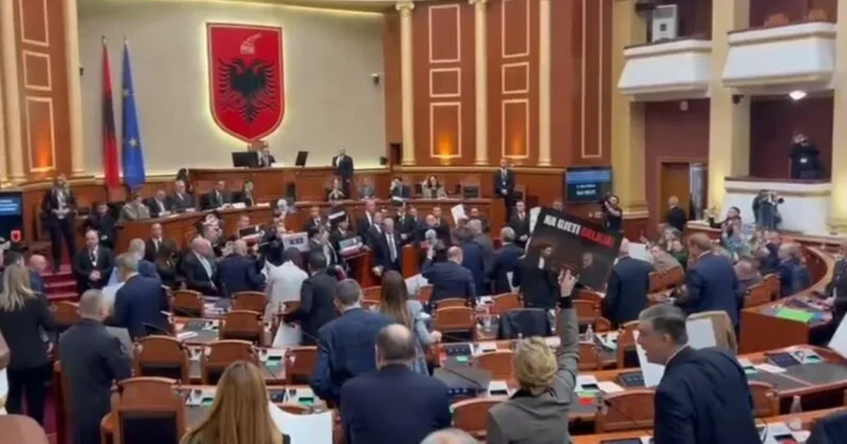 Kuvendi rrëzon me 82 vota kundër kërkesën e SPAK për të arrestuar Ballukun