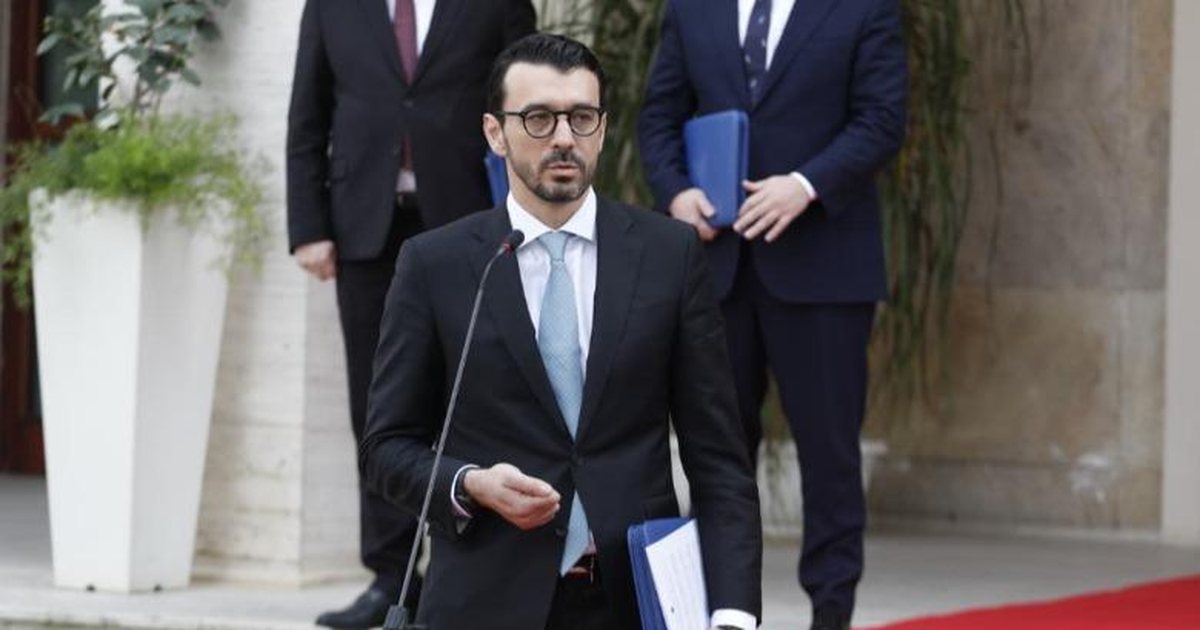 “S’ka Bord për çmimin e naftës”/ Ministri Karakaçi: Ngushtica e Hormuzit, jo problem për furnizuesit shqiptarë