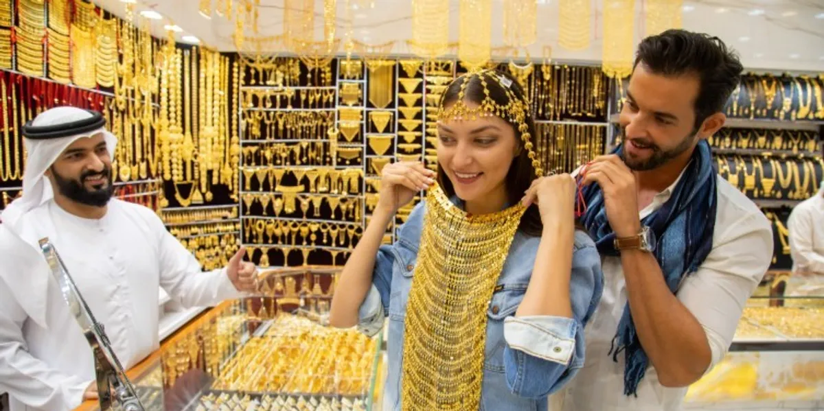 Ari me çmim të lirë në Dubai – tregtarët detyrohen të ofrojnë zbritje të mëdha