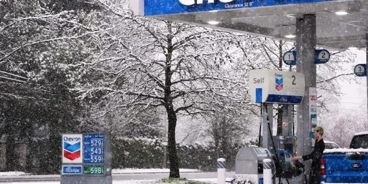 Çmimet mesatare të benzinës në SHBA arrijnë në 3.70 dollarë, pothuajse 24 për qind më shumë që nga fillimi i luftës në Iran