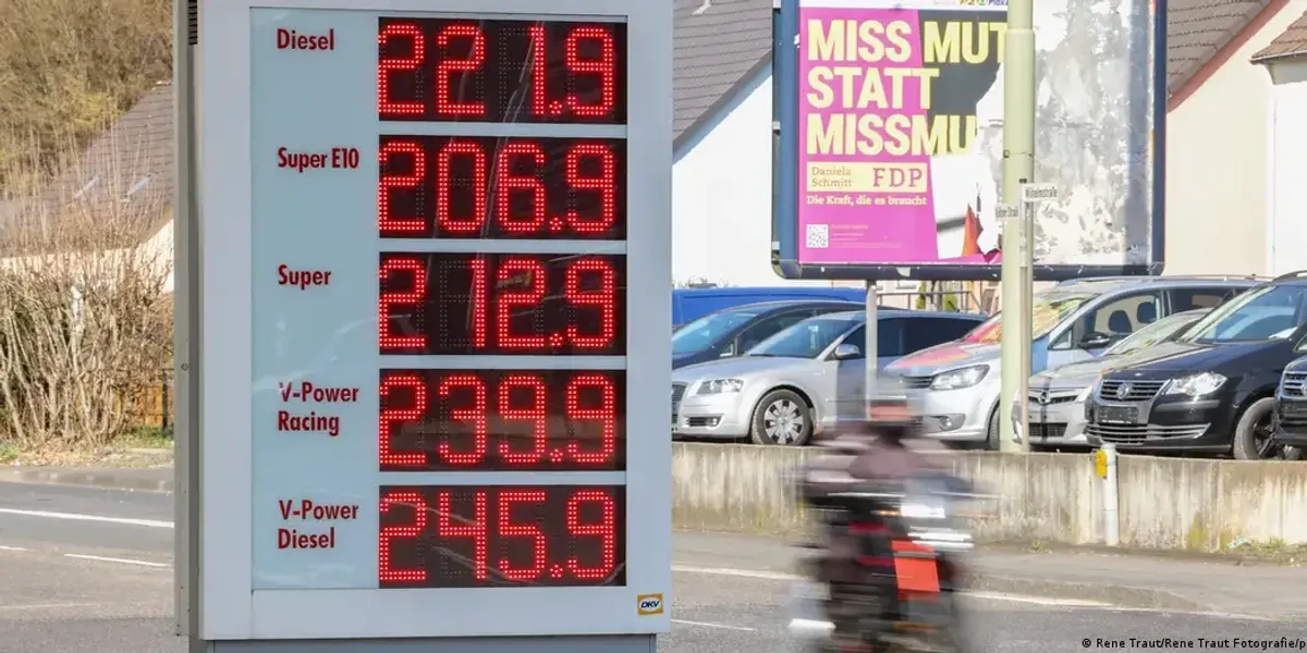 Çmimet e karburantit në Gjermani janë rritur ndjeshëm, po shqyrtohet mundësia e vendosjes së një takse të veçantë