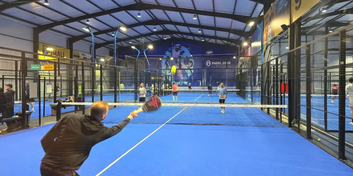 Sot po zhvillohet turneu i padelit dhe mund ta ndiqni LIVE: EA7 Spring Padel Tournament