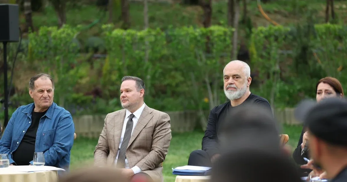 ‘Jo çmime të larta sa të lemeriset turisti’, Rama: Bizneset duhet të kenë kujdes