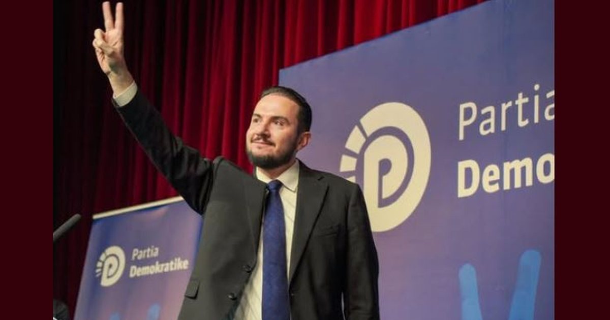 Salianji dorëzon kandidaturën për kreun e PD, prezanton platformën me 10 pika