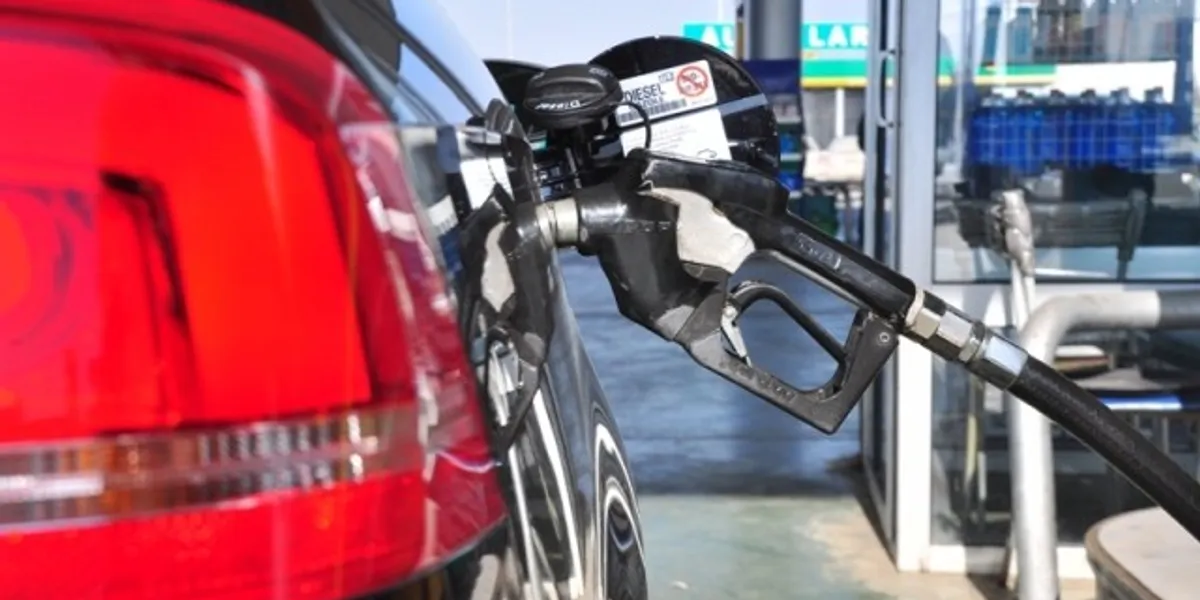 Çmimi maksimal ditor i derivateve hyn në fuqi, ja sa kushton nafta dhe benzina sot në Kosovë