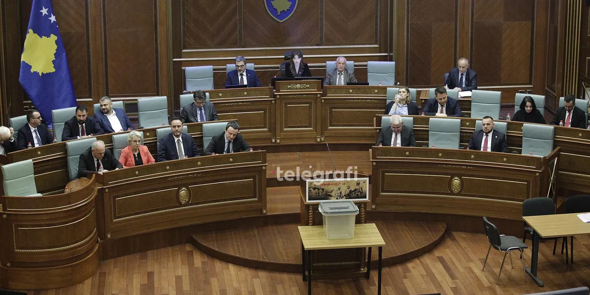 ​Çmimi dhe faturimi i rrymës, Kuvendi mban seancë të jashtëzakonshme