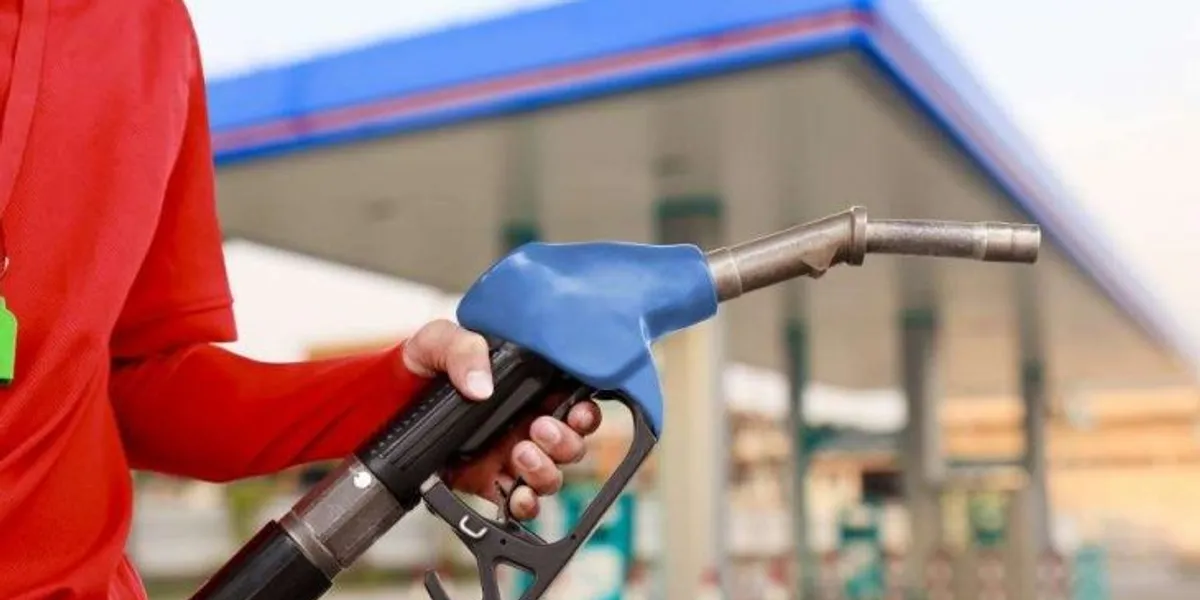 Bien sërish çmimet e derivateve në Kosovë, nafta dhe benzina më lirë se dje