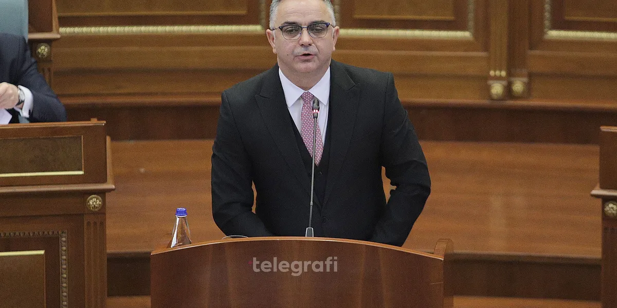 Tahiri: Qeveria po e shndërron krizën në “lojë numrash”