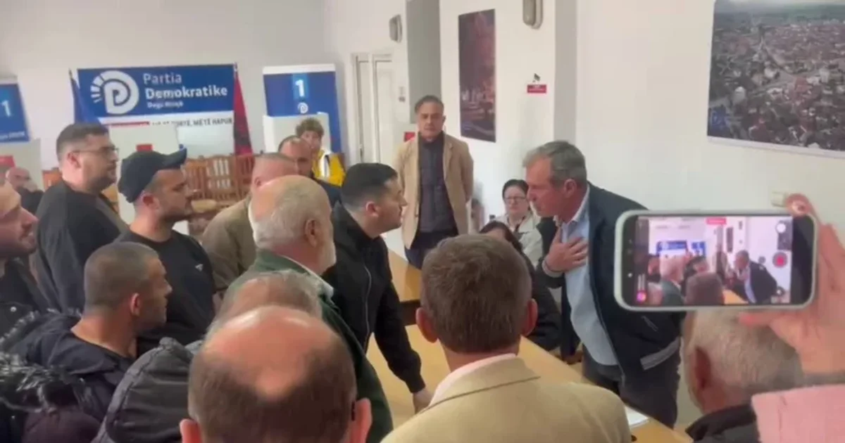 Grisen listat! Shtyhen zgjedhjet për kreun e PD-së në Korçë