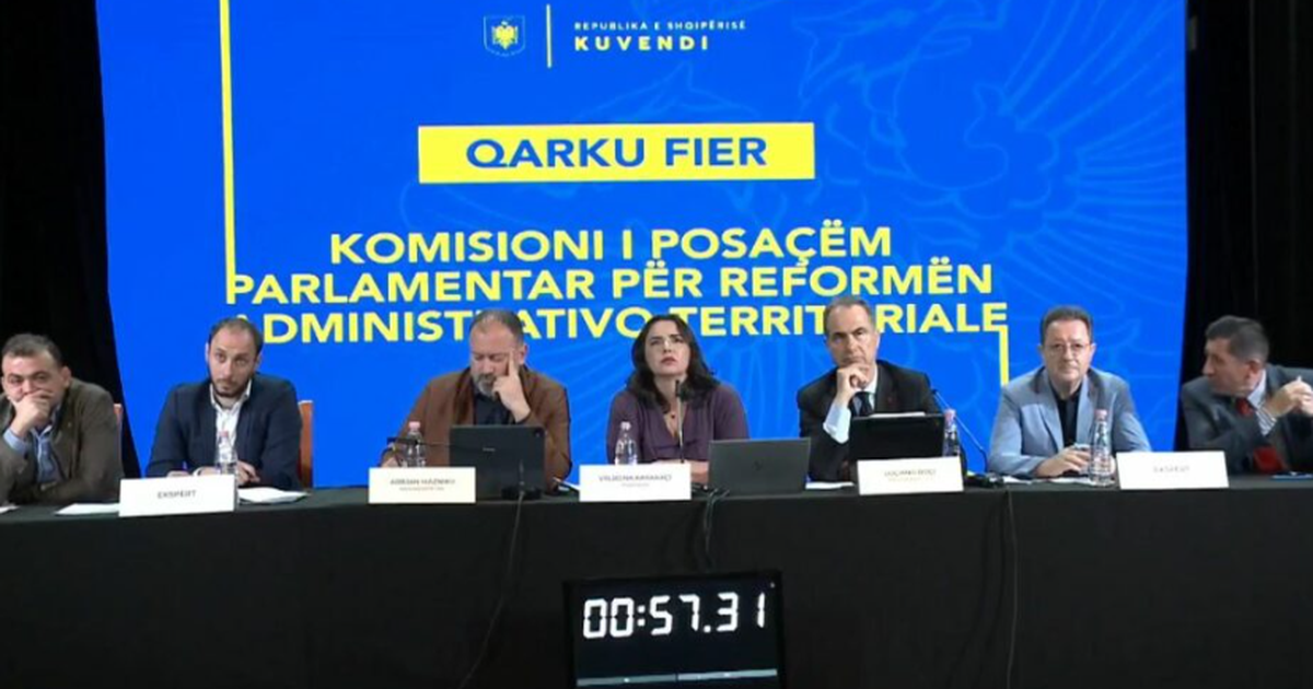‘Territorialja’, ndalesa e radhës në Fier! Mazniku: Sfidë, eficenca e funksioneve të bashkive! Boçi: Reforma e 2014-s e dështuar