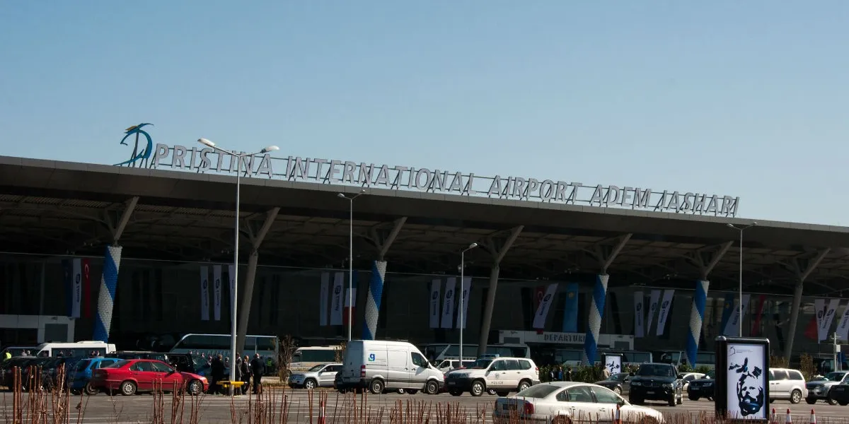 Aeroporti i Prishtinës me njoftim të rëndësishëm për hyrje/daljet