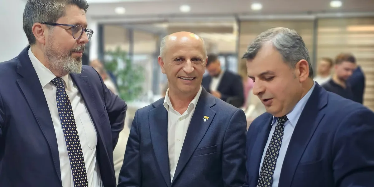 Unioni i Turizmit shënon 6-vjetorin e themelimit me ceremoni solemne në Prishtinë