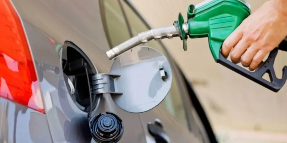 Shtrenjtohet benzina për 1 cent, MINTI publikon çmimet e reja