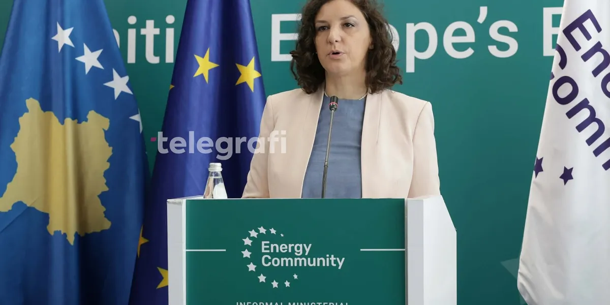 Kosova kërkon nga Serbia zbatimin e vendimit për kapacitetet energjetike ndërkufitare