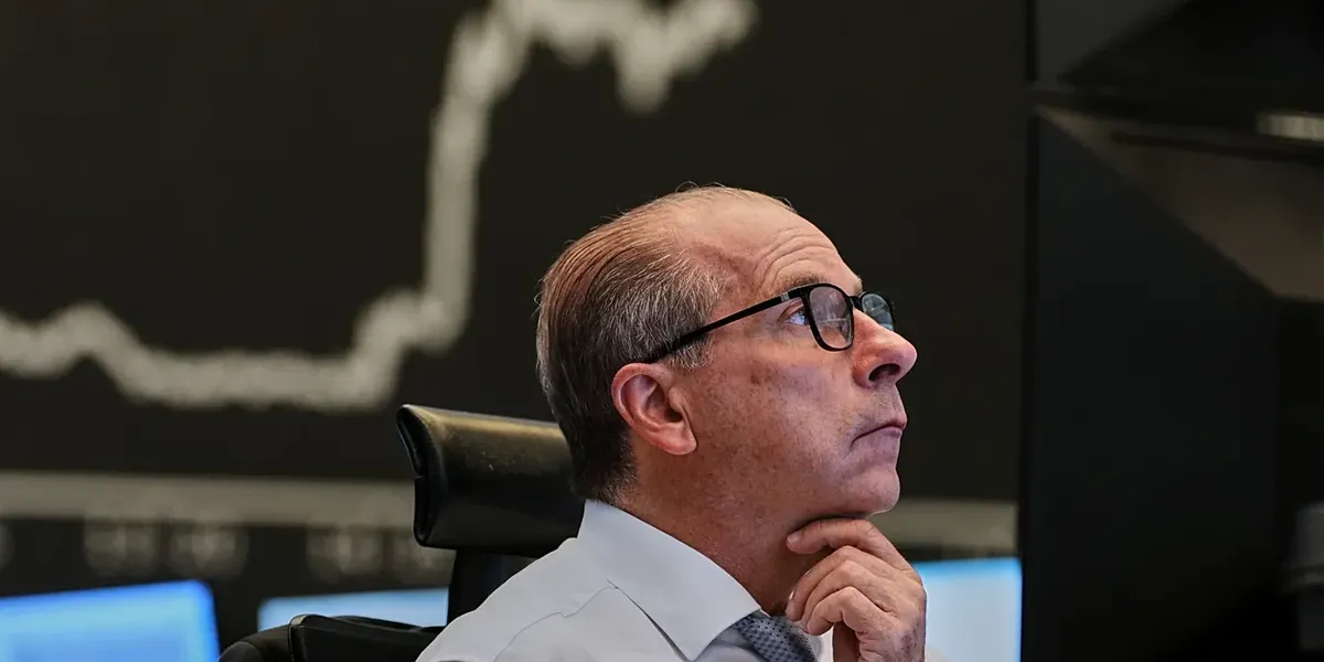 Rritje çmimesh të naftës dhe tregjet evropiane të aksioneve bien ndërsa Trump thotë se armëpushimi me Iranin ka mbaruar