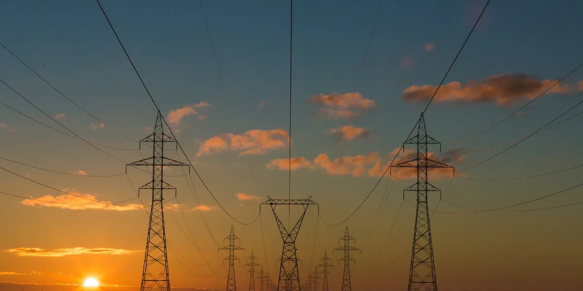 Bum i AI-së dhe kërkesa enorme për energji, Ofgem shtrëngon radhën për lidhje në rrjet